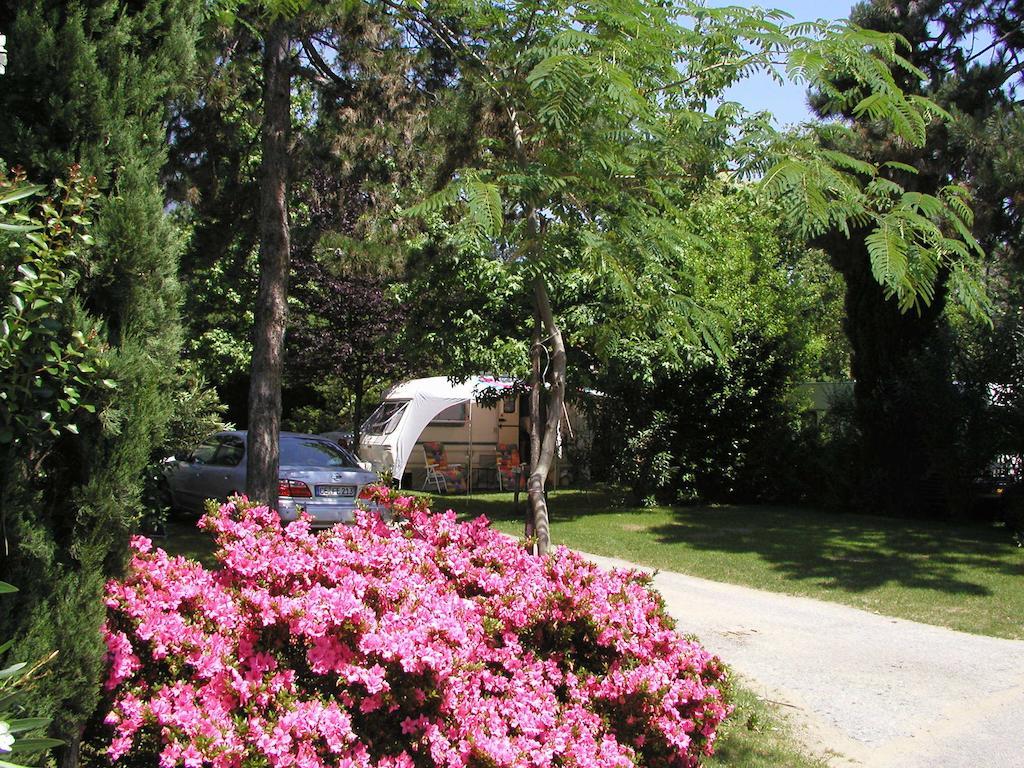 קנוביו Villaggio Turistico Riviera מראה חיצוני תמונה